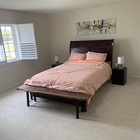 Niagara- Beautiful Cozy Sunfilled Big Complete House Minutes Drive From Falls Βίλα Thorold Εξωτερικό φωτογραφία