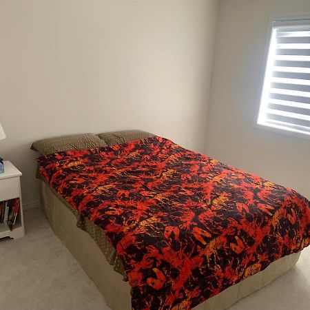 Niagara- Beautiful Cozy Sunfilled Big Complete House Minutes Drive From Falls Βίλα Thorold Εξωτερικό φωτογραφία