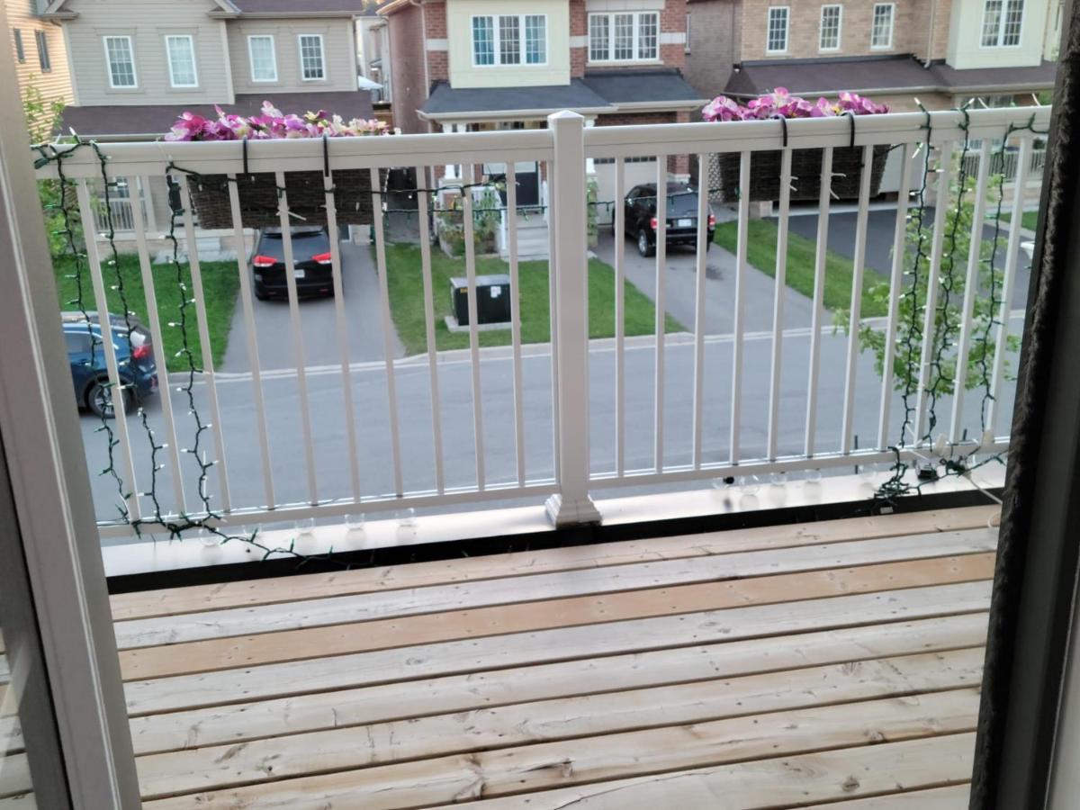 Niagara- Beautiful Cozy Sunfilled Big Complete House Minutes Drive From Falls Βίλα Thorold Εξωτερικό φωτογραφία